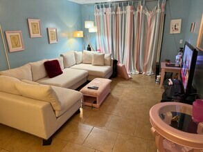 216 Glenview Blvd, Unit 102 in Daytona Beach, FL - Foto de edificio - Building Photo