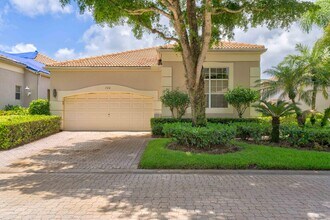 126 Sunset Bay Dr in Palm Beach Gardens, FL - Building Photo - Building Photo