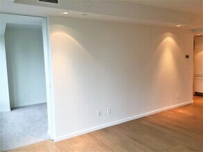 1151-1151 W Georgia St in Vancouver, BC - Building Photo - Building Photo