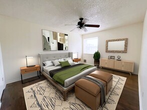 2802 Westhill Dr, Unit 102 in Austin, TX - Building Photo - Building Photo