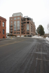 Upper Falls Condominiums in Spokane, WA - Foto de edificio - Building Photo