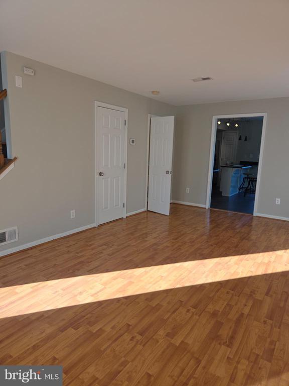 208 Fieldstone Ln in Newark, DE - Foto de edificio - Building Photo