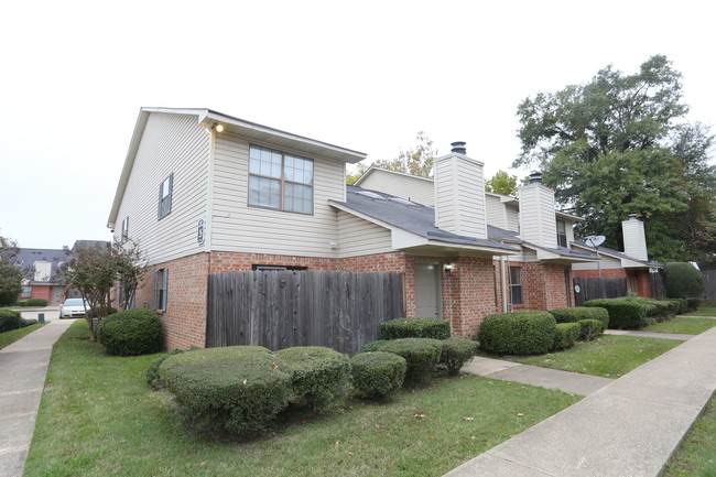 THE ARBORS in Shreveport, LA - Foto de edificio - Building Photo