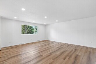 10863 W 67th Pl in Arvada, CO - Building Photo - Building Photo
