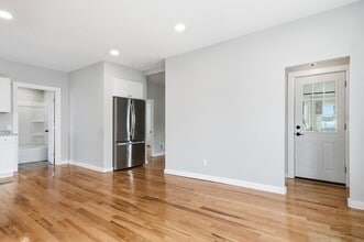 116 Coburn St in Lowell, MA - Building Photo - Building Photo