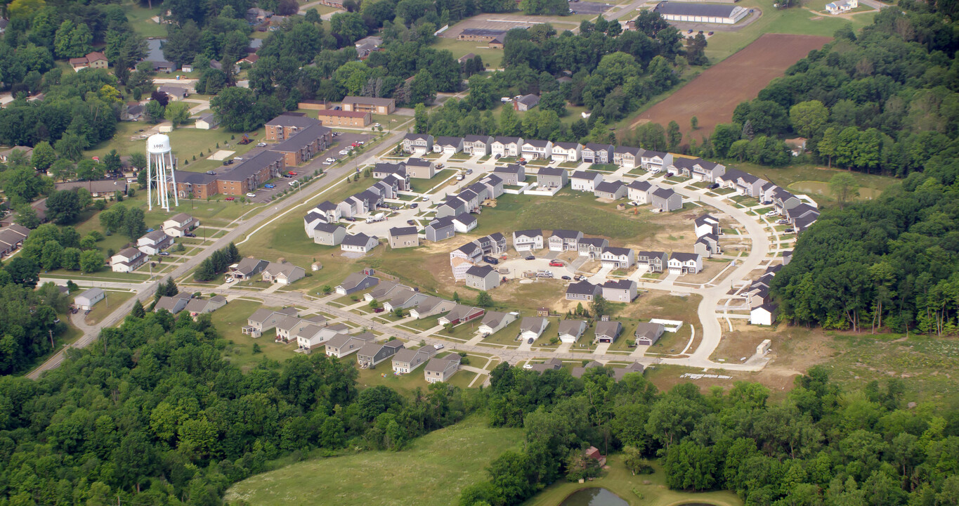 501 Creek Bend Trl in Lodi, OH - Building Photo