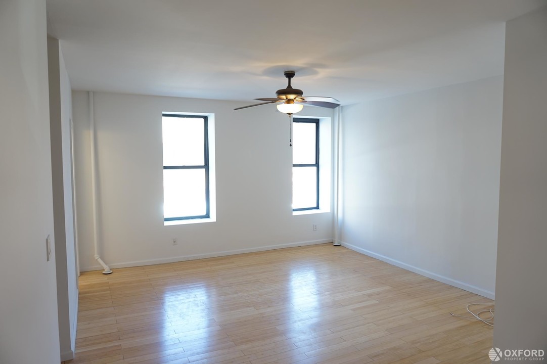 301 Saint Nicholas Ave-Unit -22 in New York, NY - Building Photo