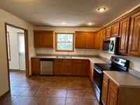 904 S Whippoorwill Dr photo'