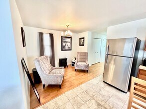 1004 Beloit Ave, Unit 1 in Forest Park, IL - Foto de edificio - Building Photo