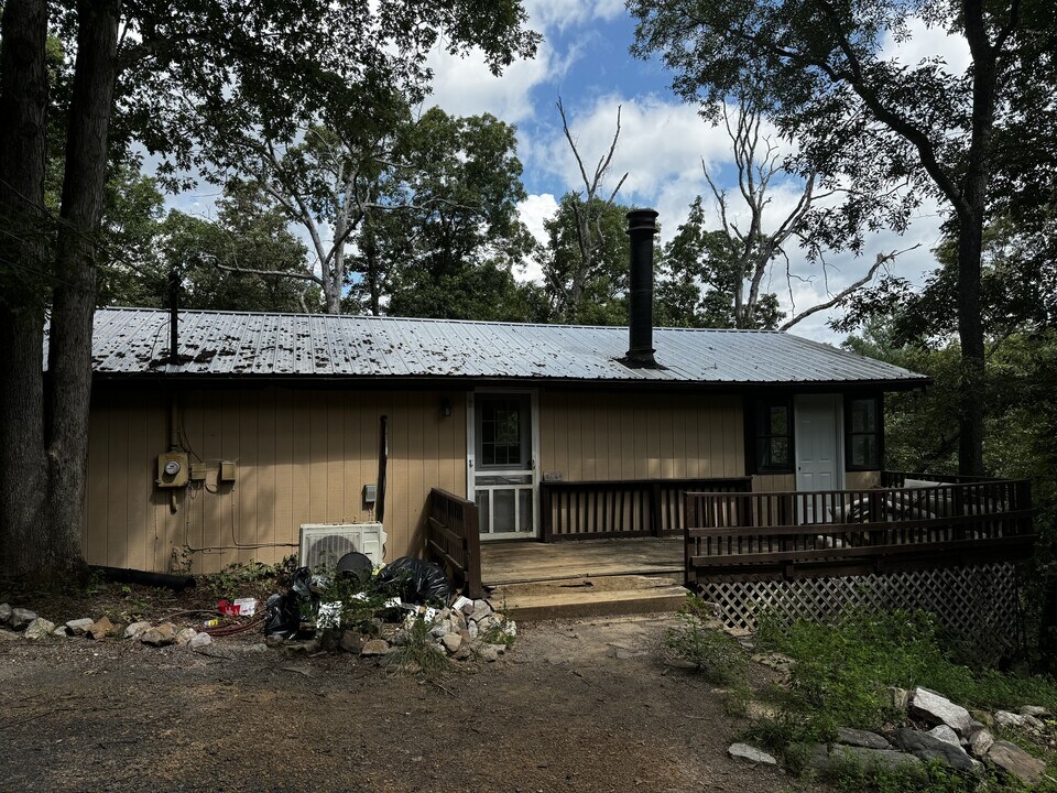 762 Possum Hollow Trail in Gerrardstown, WV - Building Photo
