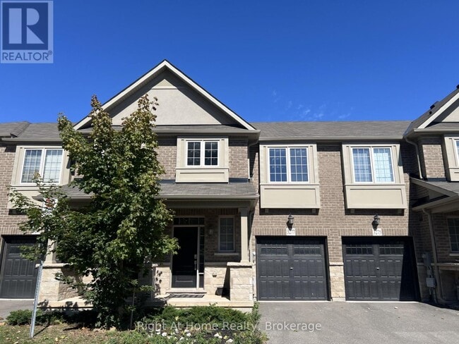 property at 3277 Mockingbird Common