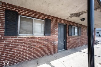 7046 E US Hwy 36 in Avon, IN - Building Photo - Building Photo