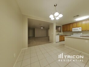 11522 W Charter Oak Rd in El Mirage, AZ - Building Photo - Building Photo