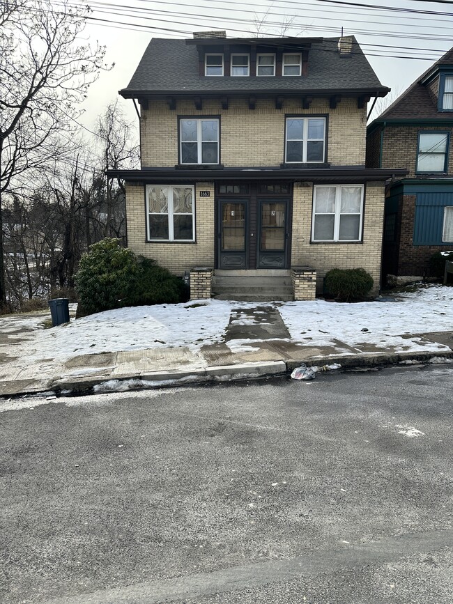 1663 Suburban Ave, Unit 1