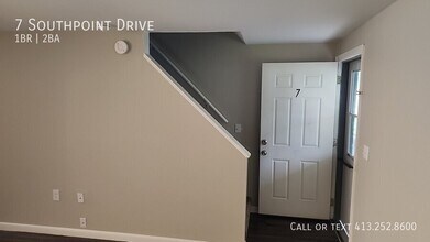 7 Southpoint Dr in Amherst, MA - Building Photo - Building Photo