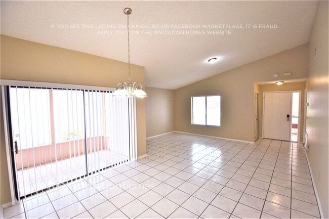 427 Red Coat Ln in Orlando, FL - Building Photo - Building Photo
