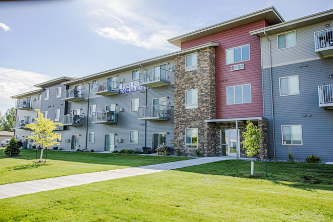 Northtown Crossing in Fargo, ND - Foto de edificio - Building Photo