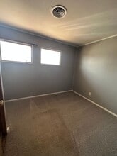 2450 3rd Ave in Marion, IA - Building Photo - Building Photo