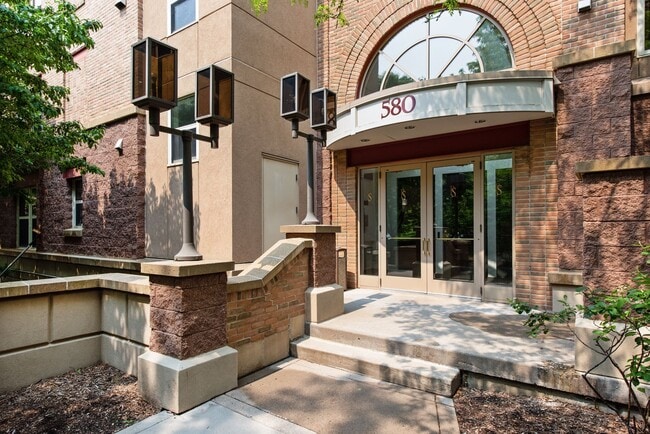 580 N 2nd St, Unit 120 in Minneapolis, MN - Building Photo - Building Photo