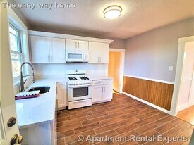 39 Waterhouse St in Somerville, MA - Building Photo