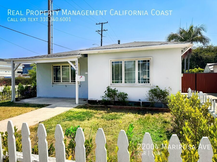 22004 Mariposa Ave in Torrance, CA - Building Photo