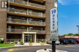 10 Derby Ln in Sarnia, ON - Building Photo - Building Photo