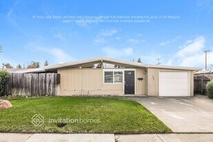 1467 Michigan St in Fairfield, CA - Building Photo