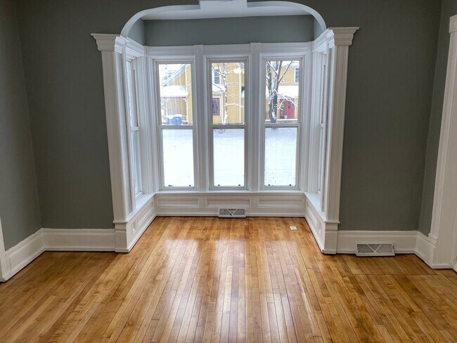 property at 516 Adams St