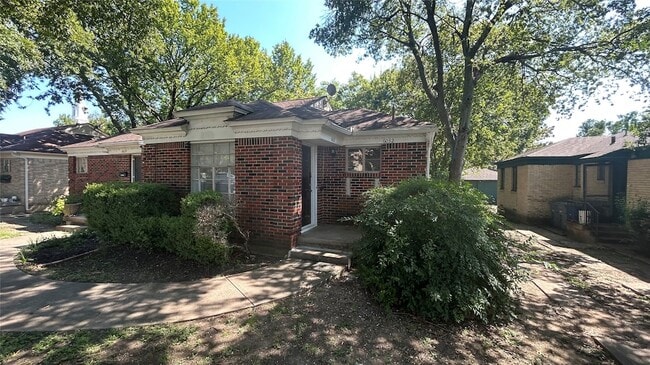 property at 6032 Marquita Ave