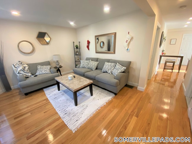 6 Nashua St in Somerville, MA - Building Photo - Building Photo