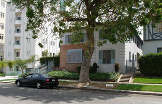 912 S Serrano Ave Apartments