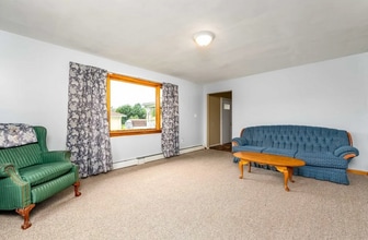 81 Maple Ave in Aliquippa, PA - Building Photo - Building Photo