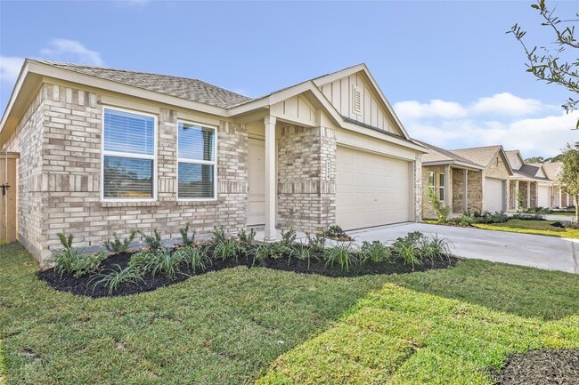 724 Zuppino Ln in Huffman, TX - Building Photo - Building Photo