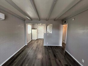 827 N Columbus Blvd in Tucson, AZ - Building Photo - Building Photo