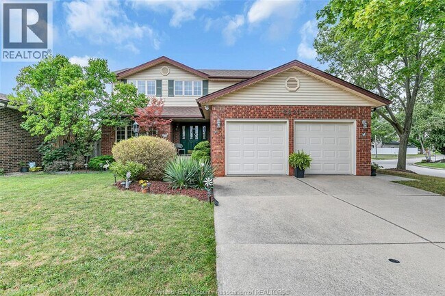 property at 2821 Northway Ave