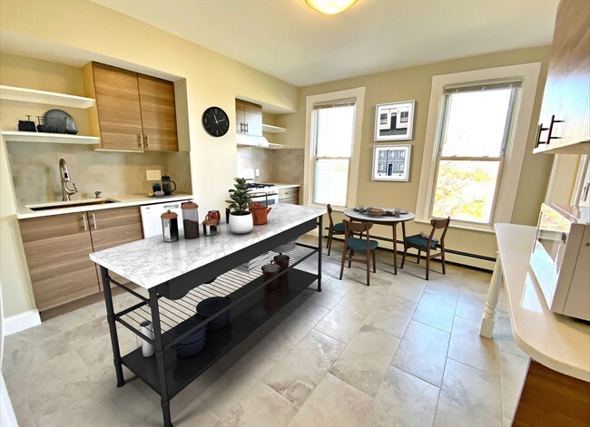 466 Sumner St, Unit #2