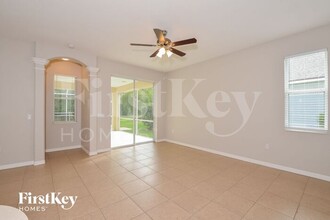 11527 57th St Cir E in Parrish, FL - Foto de edificio - Building Photo