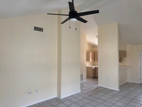 10312 Center Rd in Laredo, TX - Building Photo - Building Photo