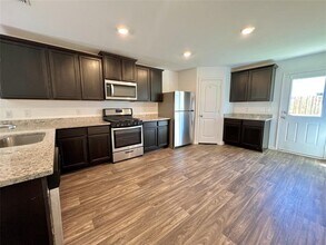 4130 Trail de Paris in New Braunfels, TX - Building Photo - Building Photo