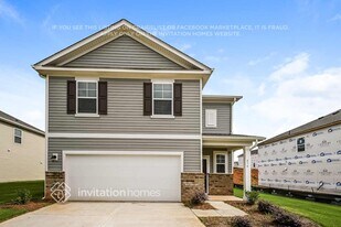 814 Olde England Dr in Lincolnton, NC - Building Photo