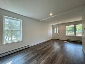 116-118 Seavey St in Westbrook, ME - Building Photo - Building Photo