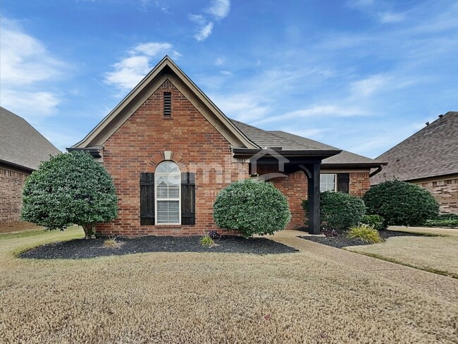 property at 5883 Savannah Pky