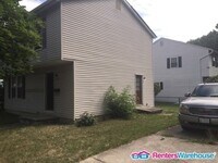 1201 E 43rd St photo'