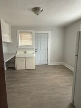 322 Park St in Bristol, CT - Building Photo - Building Photo