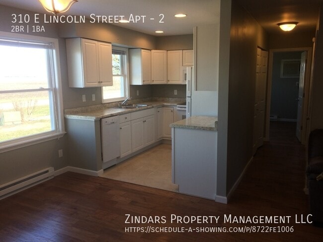 property at 310 E Lincoln St