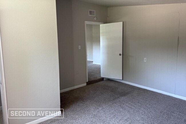 5458 N Crooked Creek Dr in Houston, TX - Building Photo - Building Photo