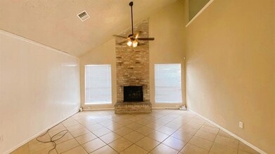 4718 Reynaldo Dr in Spring, TX - Building Photo - Building Photo