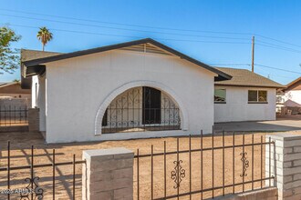 2242 W Pecan Rd in Phoenix, AZ - Building Photo - Building Photo