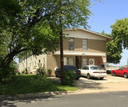 5420 Middle Fiskville Rd in Austin, TX - Foto de edificio - Building Photo