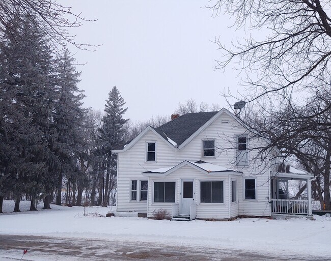 38828 336th St Rentals in Le Sueur, MN